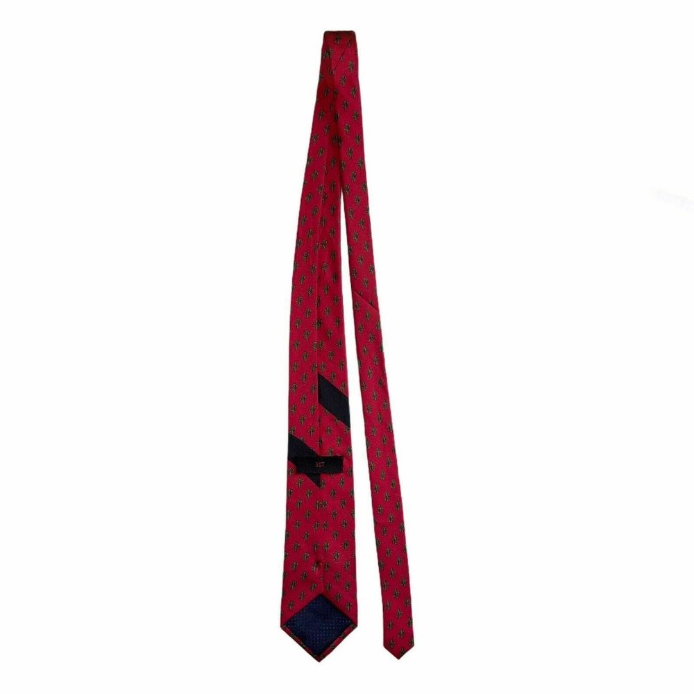 317 Saguaro Cactus St Nick Pointed Classic Necktie - Picture 7 of 11